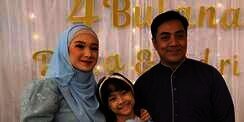 Ustaz Riza Muhammad Girang Jenis Kelamin Calon Anak Kembarnya Sesuai Prediksi