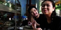 Pertama Kali Makan Pecel Lele di Tempat, Sikap Sisca Kohl Disorot