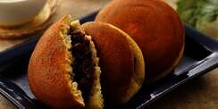 Buat Sendiri Dorayaki Favorit Doraemon, Mudah Banget!