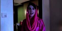 Tutorial Kerudung Simpel Arumi Bachsin Biar Secantik `Bu Wagub`