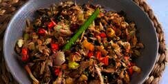 Tongkol Suwir Sambal Matah, Pedasnya Bikin Tambah Nasi Berkali-kali