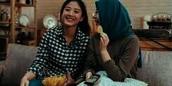 Bukan Sedaran Camilan, Begini Tren Snacking di Kaum Generasi Muda