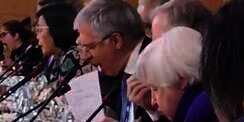 Potret Gubernur The Fed dan Menkeu AS Lahap Makan Nasi Uduk Tempe Bacem di G20