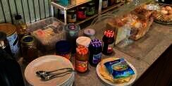 Area Sarapan di Rumah Chef Devina Seperti Breakfast Station Hotel Berbintang