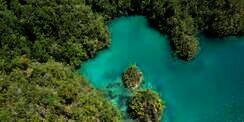 Masuk ke 'Gerbang Surga', Alternatif Wisata Indonesia Timur yang Tak Kalah dari Raja Ampat