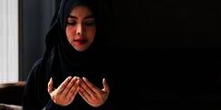 Lafal Doa Iftitah beserta Artinya, Ketahui Juga Waktu yang Disunahkan untuk Membacanya