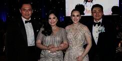 Hadiri Pernikahan Chelsea Islan, Penampilan Annisa Pohan Jadi Sorotan