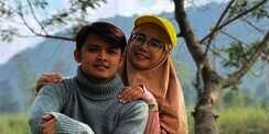 Intip 5 Potret Auliya Rahmi, Mantan Istri Dodi Hidayatullah Personel ADAM Musik