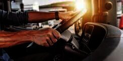Viral Lowongan Kerja Sopir Truk Bergaji Rp43 Juta, Pelamar Wajib Bergelar Sarjana