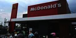 Punya Ribuan Gerai di 100 Negara, Begini Perjalanan McDonald's Bisa Masuk Indonesia