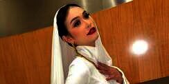 Potret Miss Grand Thailand 2022 Amanda Jensen Kenakan Busana Muslim