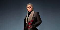 Tampil Beda, Intip Gaya Anggun Melly Goeslaw dalam Balutan Dress Putih