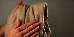 Jenis Bahan yang Tak Boleh Dicuci dengan Mesin, Teksturnya Bisa Rusak