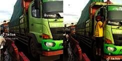 Truk Berhenti Lama di Tepi Jalan Picu Macet Panjang, Saat Dilihat ke Dalam Kabin yang Dilakukan Sopir di Luar Dugaan Semua Orang