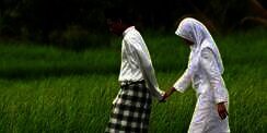 Inilah Lima Ciri Istri yang Bisa Membuat Rezeki Suami Mengalir Deras