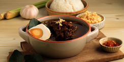 Resep Rawon Ayam yang Bikin Semangat Sahur
