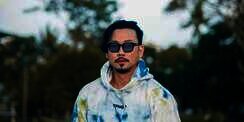 Potong Kumis dan Jenggot, Penampilan Baru Denny Sumargo Bikin Pangling, Istri: Siapa Nih?