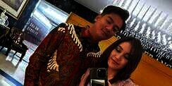 Potret Pertemuan Ayu Ting Ting dengan Keluarga Boy William