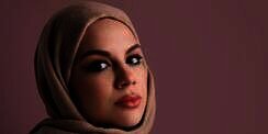 Rias Mata &lsquo;Sat Set&rsquo; dengan Liquid Eyeshadow