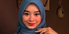 Coba Style Manis dan Sopan dengan Hijab Segitiga Polos