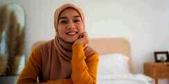 Hijab Segiempat Aksen Ikat, Tampilan Simpel untuk Daily