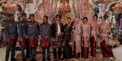 Gaya Desta dan Natasha Rizki Foto Bareng di Pernikahan Enzy Storia Curi Perhatian