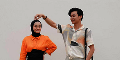 Ide Couple Look Pakai Leather Jacket ala Dinda Hauw dan Rey Mbayang