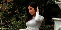 Potret Bulan Sutena Calon 'Mantu' Maia Estianty Pamer Body Goals, Aduh Mamae!
