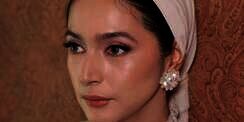 Pulasan Makeup Tipis Nabila Syakieb, Natural Bikin Terpana