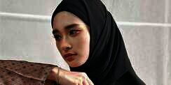 Aurat Terlihat, Momen Inara Rusli Ganti Baju Sambil Live TikTok Tuai Cibiran
