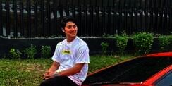 Main ke Sawah dan Curug, Harga T-shirt Rizky Setara Gaji Suami Netizen 