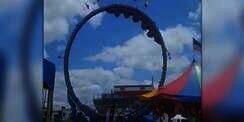 Detik-Detik Roller Coaster Berhenti dalam Posisi Terbalik Selama 3 Jam, Aksi Bocah Perempuan Bikin Bangga