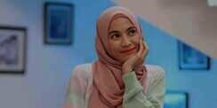 Potret Alyssa Soebandono Nostalgia Masa Kuliah, Masih Cocok Disebut Anak Kampus Outfitnya Bisa Jadi Inspirasi