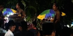 Strategi Unik Penjual Es Keliling, Tawarkan Dagangan dengan Marah-Marah Tapi Malah Laku Keras
