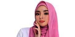 Cukup Pakai 3 Produk, Riasan Bibir Tahan Seharian 