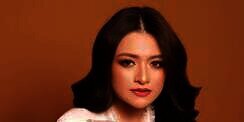 Nathalie Holscher Bagi-Bagi Sepatu Mewah Gratis, Ada Dior hingga Gucci, Tapi Reaksi Netizen Mengejutkan