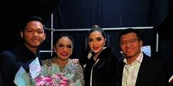 6 Potret Krisdayanti dan Anang Hermansyah Tetap Akrab Meski Sudah Bercerai