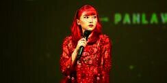 Tampil di Pementasan Seni, Isyana Sarasvati Serasa Merasuki Ruh Ibu Fatmawati
