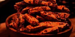 Cuma 4 Bahan, Nikmati Snack Viral Basreng Daun Jeruk