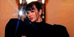 Dirias Latte Makeup, Wajah Lyodra Jadi Dramatis