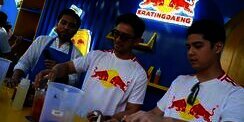 Satu Energi, Satu Semangat, Kratingdaeng Rayakan Kebersamaan dan Gaya Hidup Aktif di Sarinah