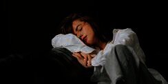 Kebiasaan Pakai Bra saat Tidur Berbahaya? Cari Tahu Faktanya