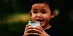 Sudah Tahu Belum Moms? Ini Cara Konsumsi Susu Pertumbuhan Anak