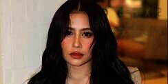 Prilly Latuconsina Ikut Komentari Isu Menpar Mandi Pakai Air Galon