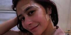 Potret Tak Biasa Prilly Latuconsina, Pede Meski Pakai Banyak Koyo 