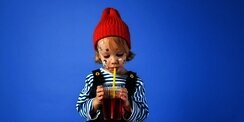 Kebiasaan Minum Manis Sejak Kecil Terbukti Berkaitan dengan Tekanan Darah Tinggi saat Dewasa