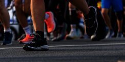 Berapa Lama Waktu Pakai Sepatu Lari? Kenali Tanda-Tanda Waktunya Ganti