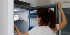 15 Makanan yang Sebaiknya Tidak Dimasukkan ke Dalam Freezer