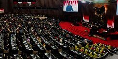 5 Persen Bisa Mengubah Wajah Senayan, Siapa Bertahan?
