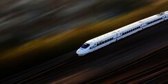 Rute Kereta Terpanjang yang Bisa Ditempuh dalam Sekali Jalan, Tembus 10.000 Kilometer Lebih
